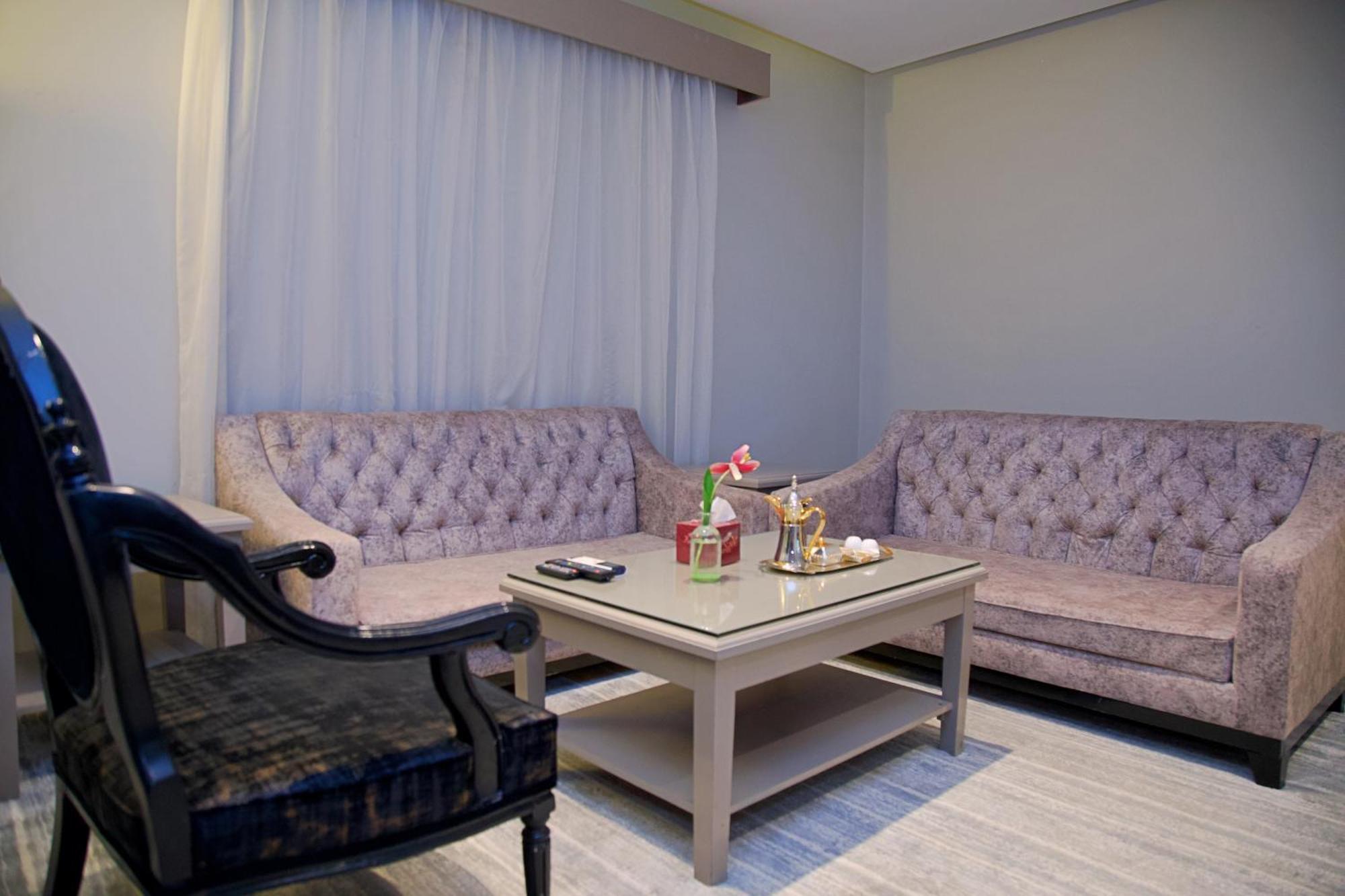 Sharz Hotel Buraidah Extérieur photo