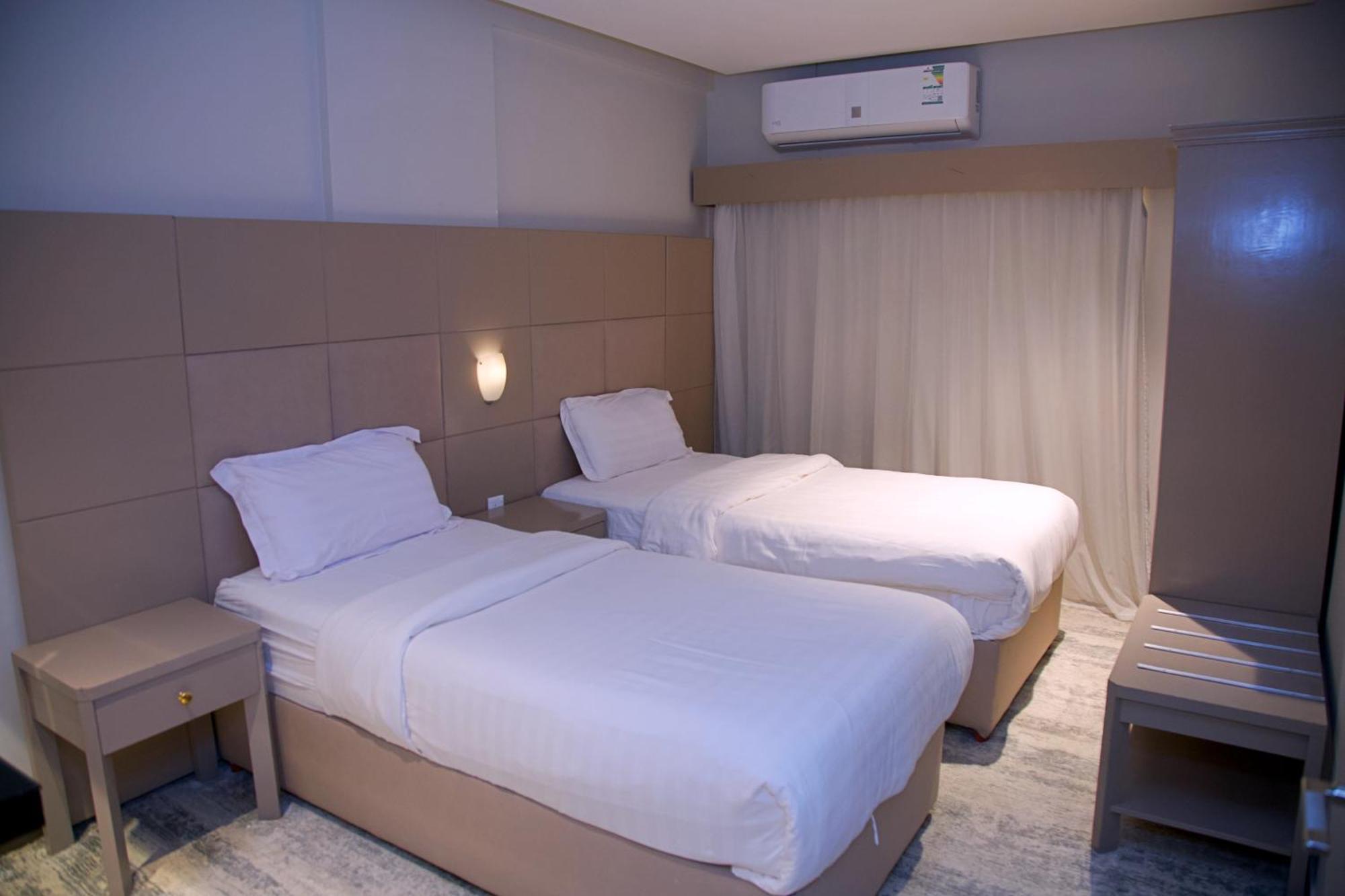 Sharz Hotel Buraidah Extérieur photo